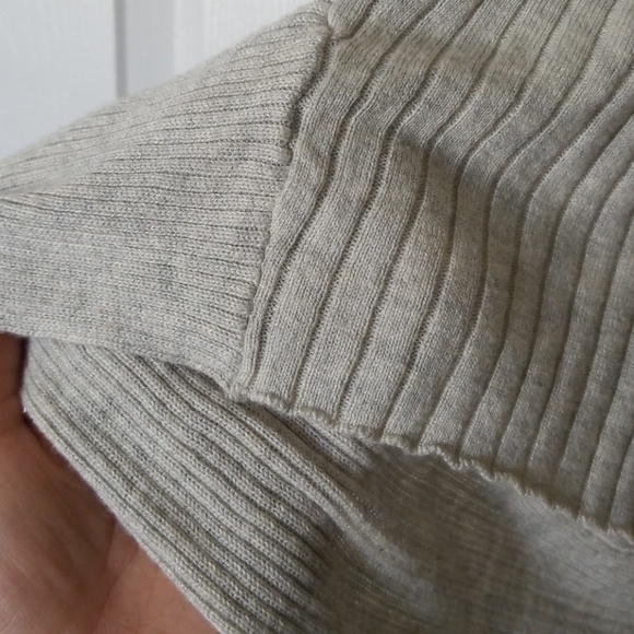 Tunic sweater/blouse - Picture 3 of 3